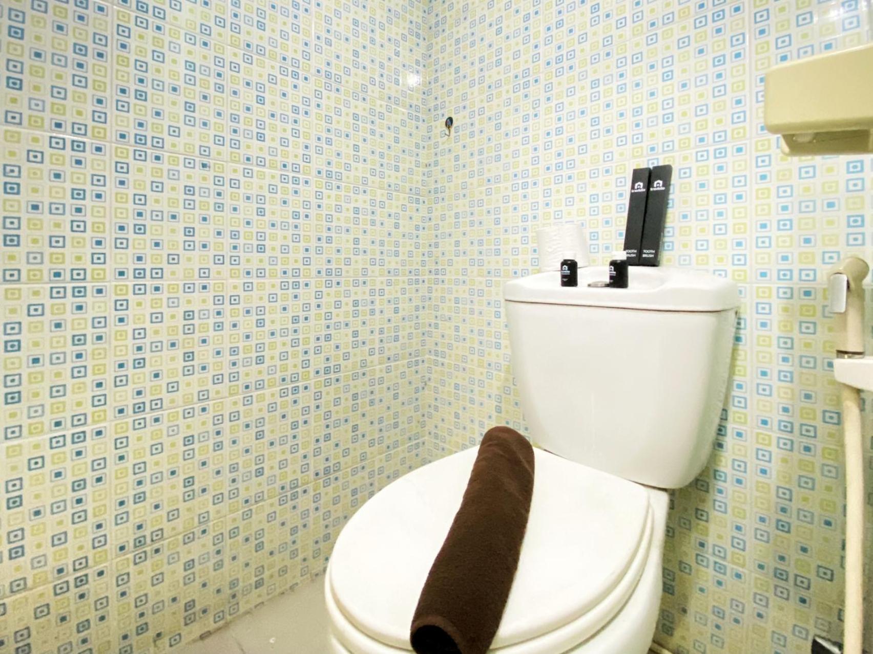 Modest 2br At Jarrdin Cihampelas By Travelio